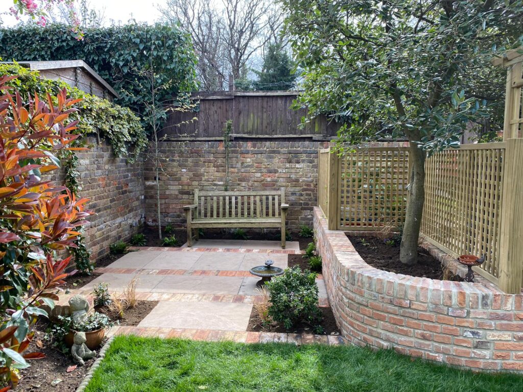 Landscaping beautiful gardens in London and Surrey
